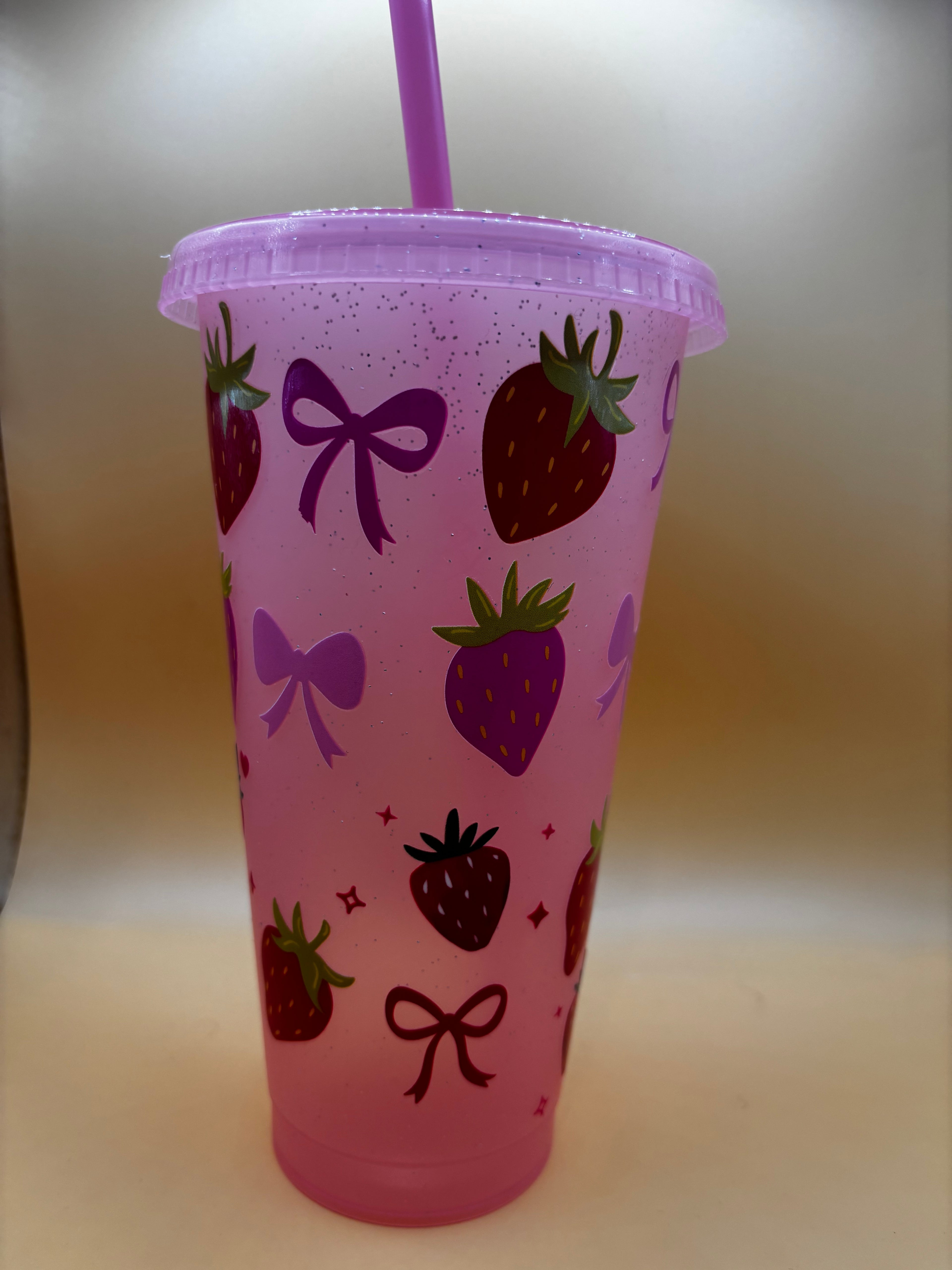 Strawberry and ribbon cold cup
